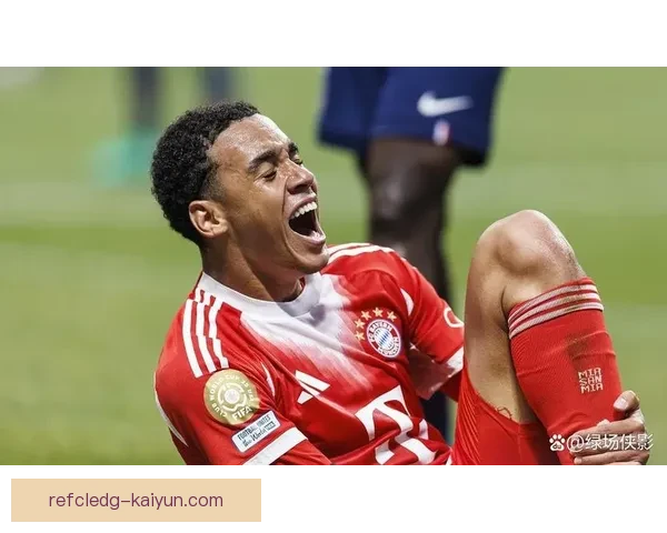 穆西亚拉的场上成熟度持续提升，表现备受关注。